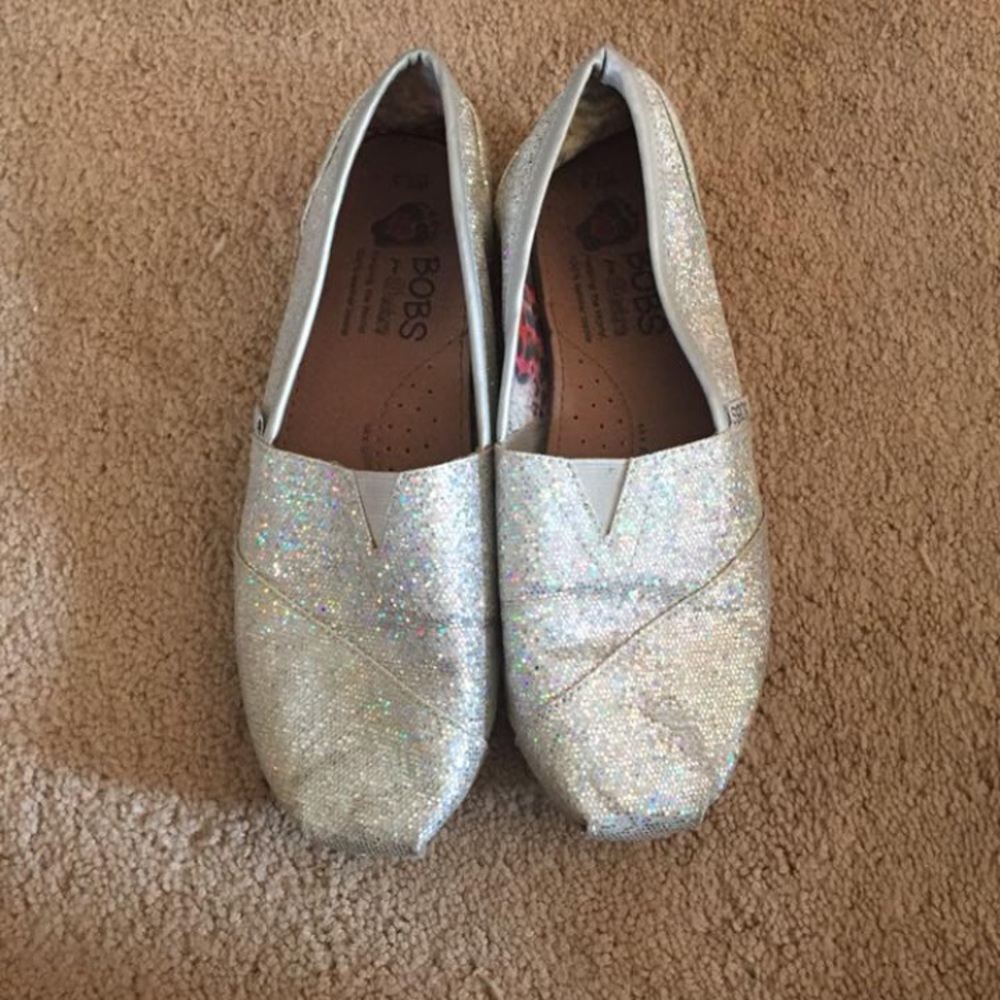 Silver bobs